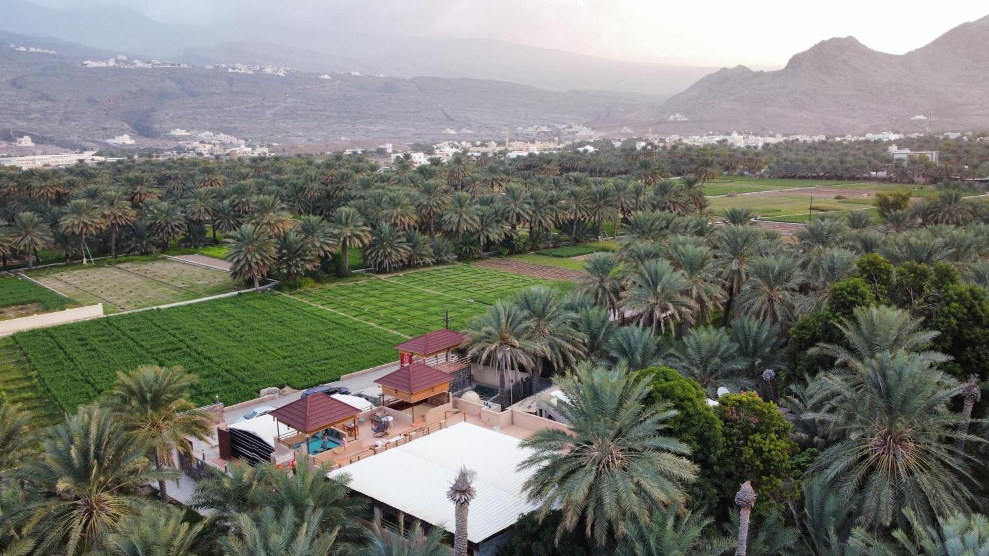 بيت نُزل السلام Bait Salam Inn Эль-Хамра Екстер'єр фото